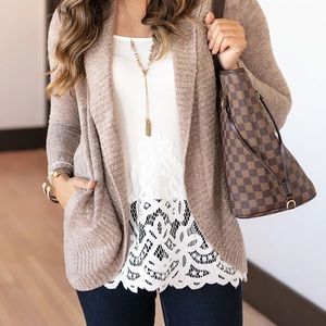 Applique Lace High-Low Extender